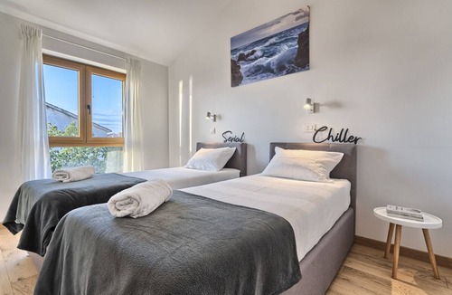 Turanj Villa | Villa Doria - Four Bedroom Villa, Sleeps 10