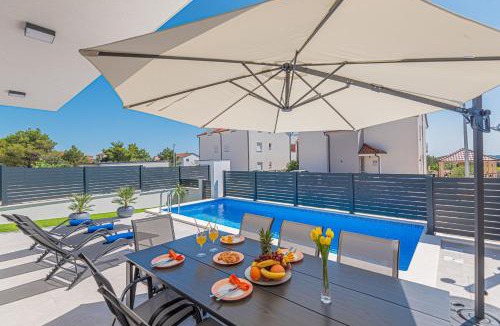 Vodice Villa | Villa Elegance Escape