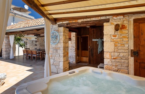Cepljani Villa | Villa Elizabeta by Villas Guide