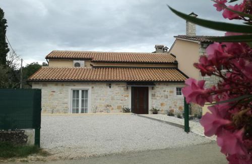 Vizinada Villa | Villa Emilia