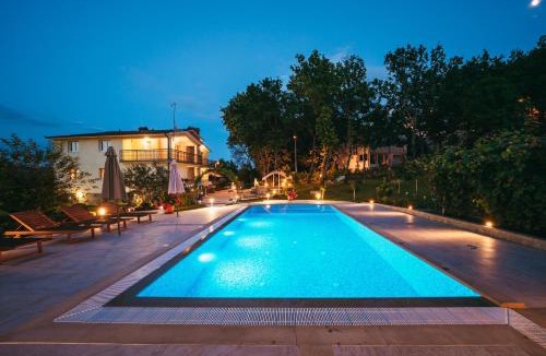 Prolozac Villa | Villa Estera