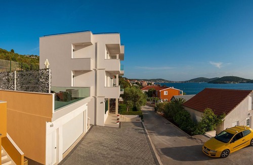 Podglavica Villa | Villa Famiglia with Swimming pool