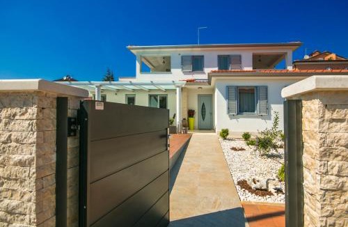 Đuba Villa | Villa Family Paris