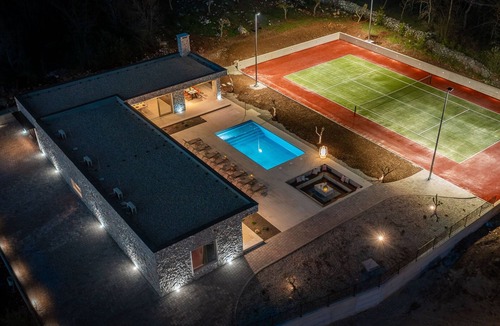 Dicmo Villa | Villa Fantažija - Split by Villas Guide