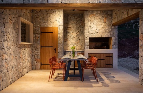 Dicmo Villa | Villa Fantažija - Split by Villas Guide