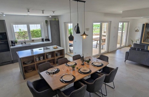 Farini Villa | Villa for 8 people in Višnjan near Poreč