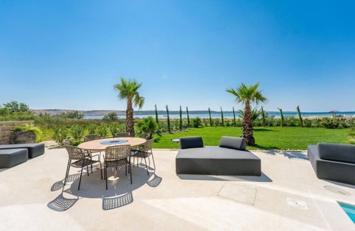 Ljubac Villa | Villa Four Seasons Ljubac Seaside
