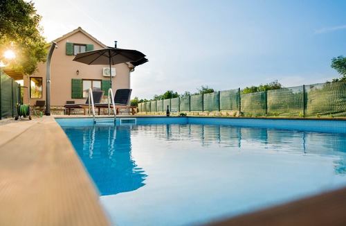 Trilj Apartment | Villa G&P -Two Bedroom Villa with Pool
