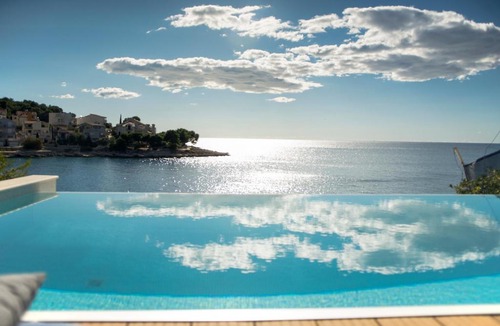 Primosten Burnji Villa | Villa Gloss