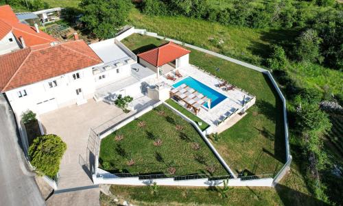 Neoric Villa | Villa Gorana with large private pool
