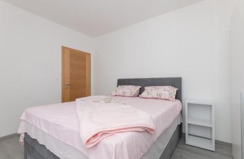 Prolozac Villa | Villa GRACO