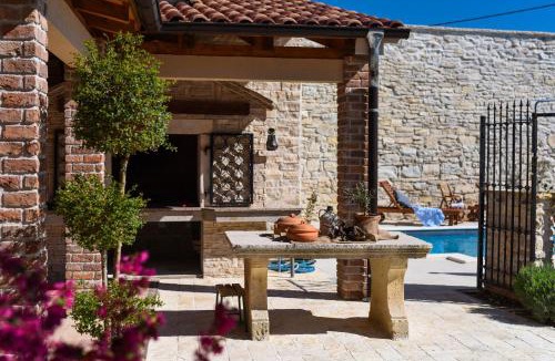 Smilcic Villa | Villa Granar ZadarVillas