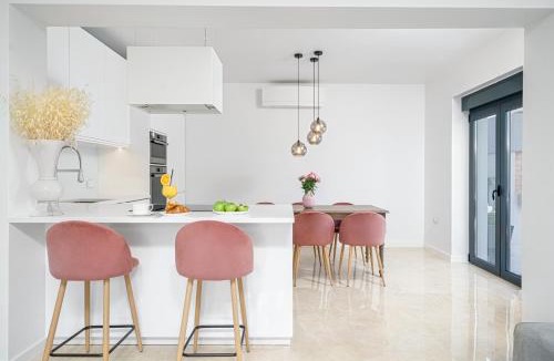 Tribunj Villa | Villa Gray