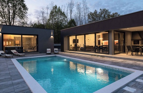 Zupanici House | Villa Green Luxury & SPA II by Interhome