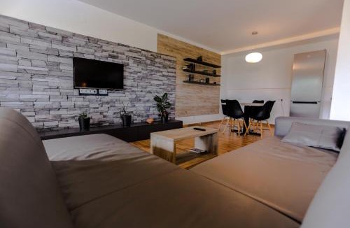 Samobor Villa | Villa Grey
