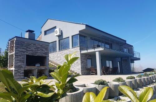 Samobor Villa | Villa Grey