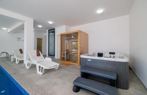 Bribir Villa | Villa Hermosa