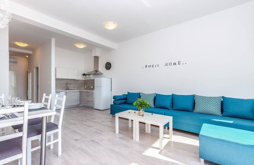 Dramalj Apartment | Villa in Dramalj, family friendly, pool, close to the beach