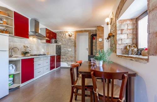 Peresiji Villa | Villa in Istria with Pool near Croatian Sea