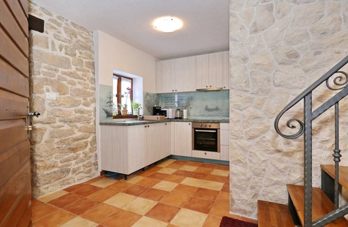 Skabrnja Villa | Villa in Prkos with Private Pool and Sea Nearby