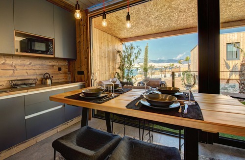 Zrce Villa | Villa in Zrce, Close to the Beach, Water Sports, Festival, Party, Free Wifi