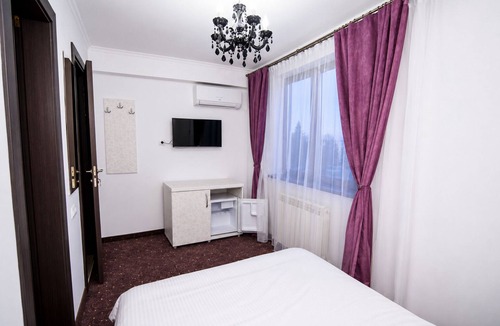 Mamaia-Sat Hotel | Villa Italia Mamaia luxury resort in Mamaia Beach by the Black Sea