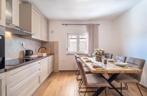 Donje Rastane Villa | Villa Iva - Three Bedroom Villa, Sleeps 6