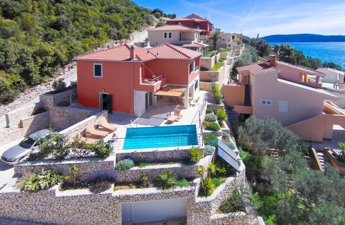 Vinisce Villa | Villa Ivan, (15515), Vinišce, hr