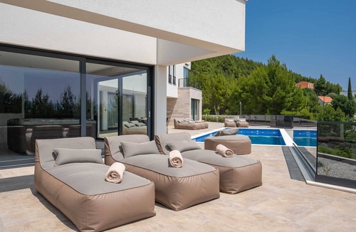 Stanici Villa | Villa Ivana Luxury Sea View Villa with Heated Pool and Jacuzzi Omis