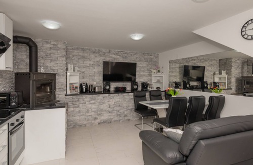 Sinj Villa | Villa Ivandvor in Split by Villas Guide