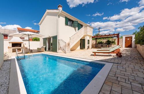 Vinjerac Villa | Villa Ivo ZadarVillas