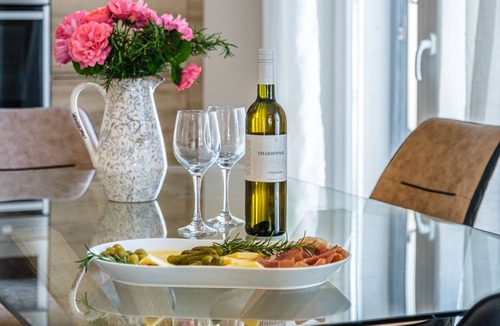 Splitska Villa | Villa Janie is the perfect accommodation for groups