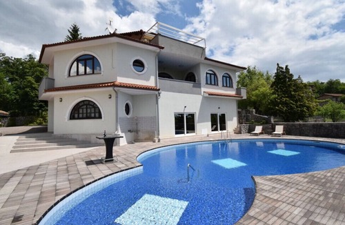 Veli Brgud Villa | Villa Jasmin by Villas Guide