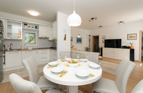Plano House | Villa Jolanda (V1162-K1) - Plano