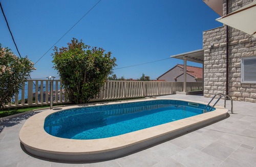 Ploce Apartment | Villa Juliet, Three Bedroom, Private Terrace And Pool With Sea View