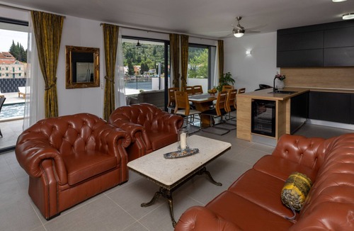 Blace Villa | Villa Juma by Villas Guide
