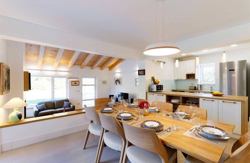 Zagvozd Villa | Villa Jure in Dalmatian Hinterland, pool, sauna, near Biokovo