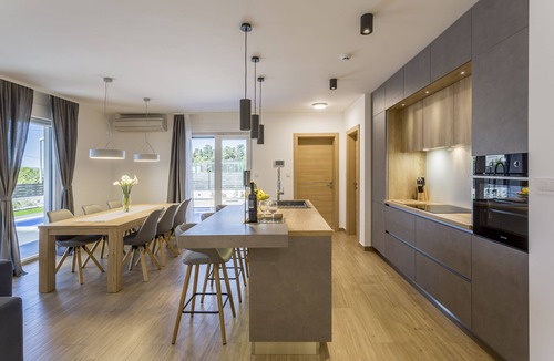 Kastel Kambelovac Villa | VILLA KAMBEL WEST - heated pool, 50m to the sea , jacuzzi, quiet neighborhood.