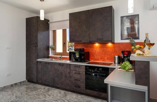 Paradiz House | Villa Katarina Labin is a holiday home in a quiet location, only 10 minutes from Labin.
