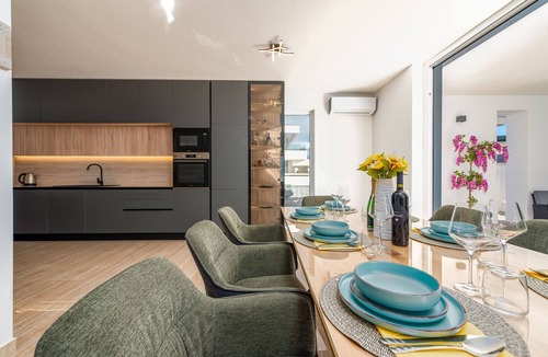 Croatian Coast Villa | Villa Kraken ZadarVillas