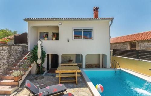 Mrgani House | Villa Kris with Pool in Mrgani