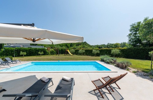 Lasici Villa | Villa Kroštula beautiful holiday home with private pool for 12 guests