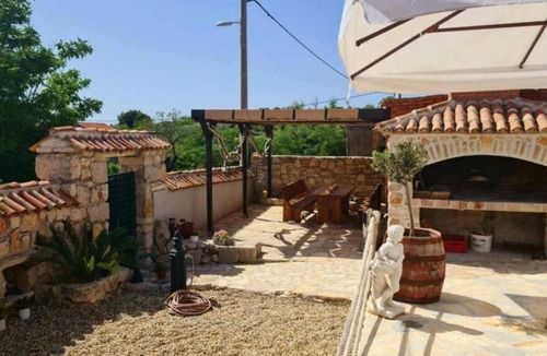 Benkovac Villa | Villa Kunta by Villas Guide