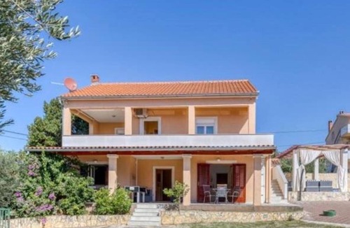 Sveti Filip i Jakov Villa | Villa Lara With Pool And Sea View - Four Bedroom Villa With Pool And Sea View