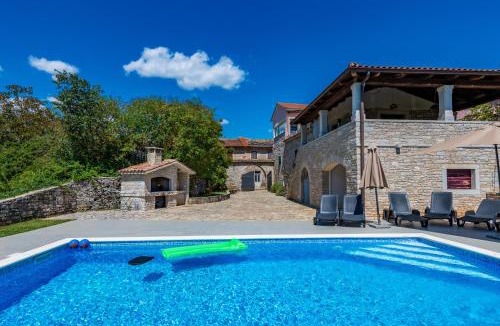 Munci House | Villa Lastavica pod Ruzon, two beautiful villas in the heart of Istria