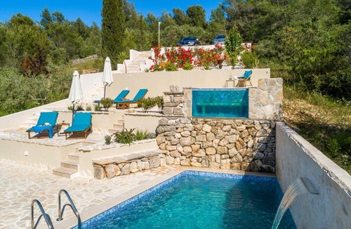 Sutivan Villa | Villa Likva