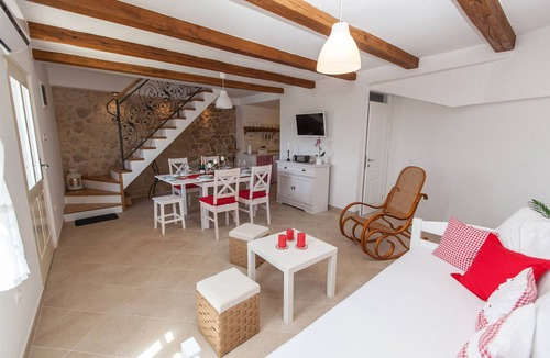 Grizane House | Villa Ljilja (V6711-K1) - Grižane