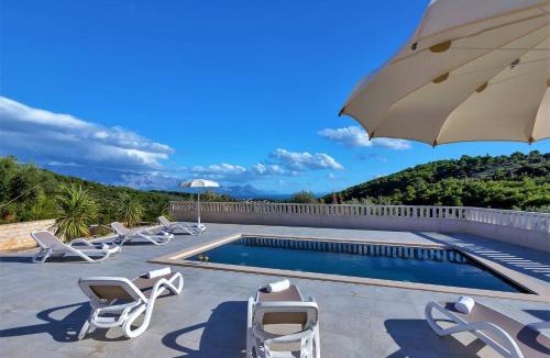 Selca Villa | Villa Lokanjac with pool and panoramic sea view