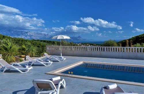Selca Villa | Villa Lokanjac with pool and panoramic sea view