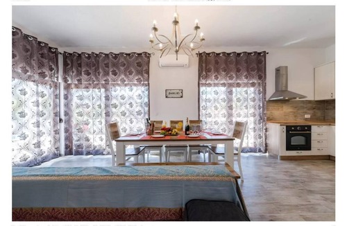 Dugopolje House | Villa Longfield with private heated pool